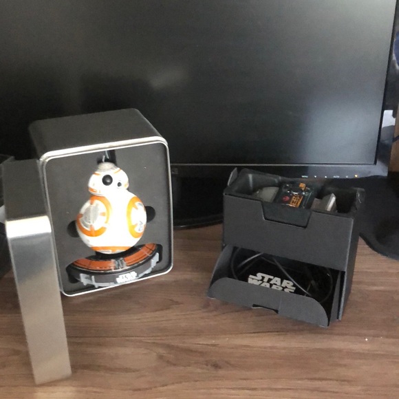 BB-8 - Picture 7 of 7